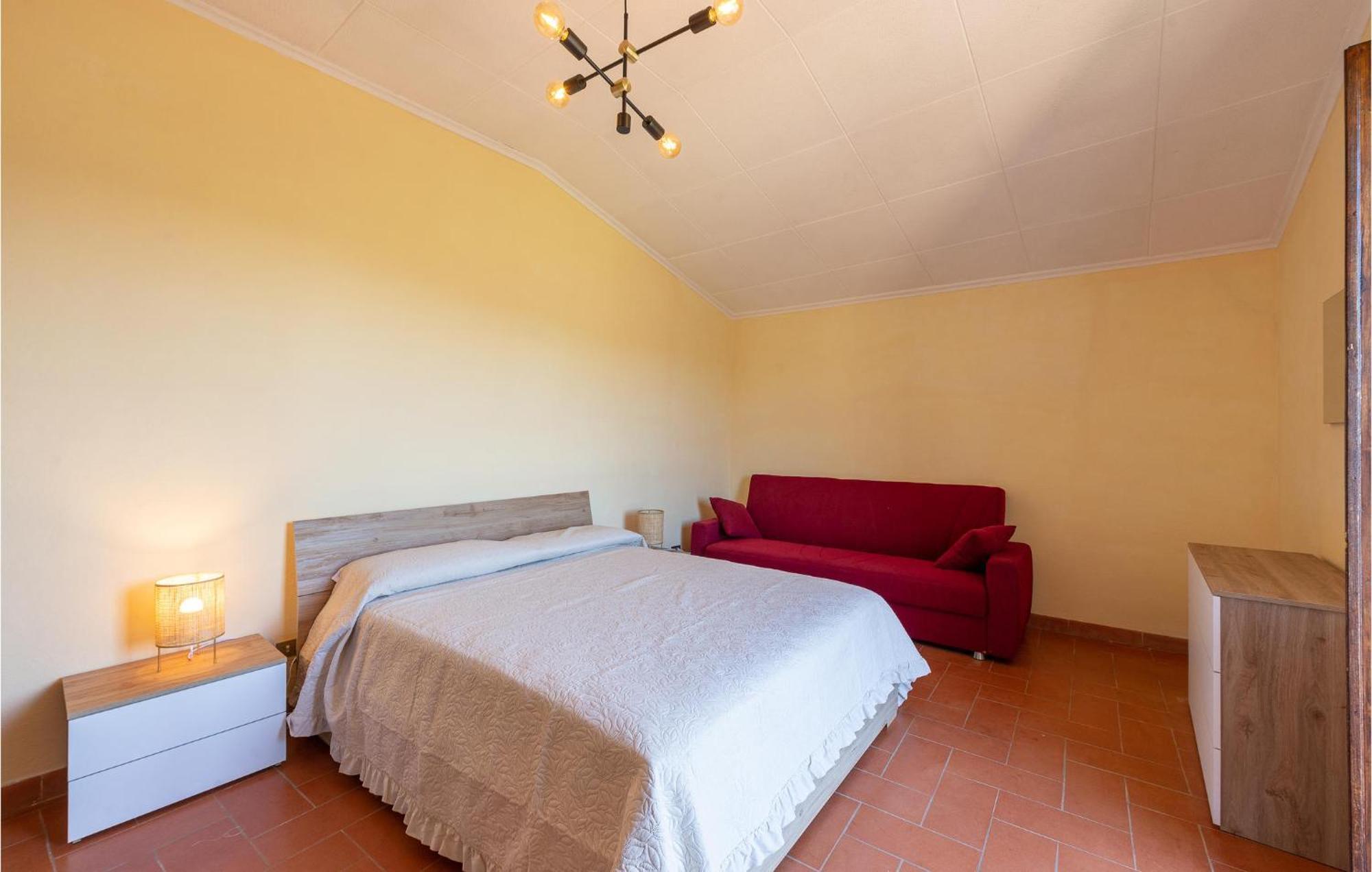 Cozy Home In Massa Marittima Gr With Kitchen Bagian luar foto