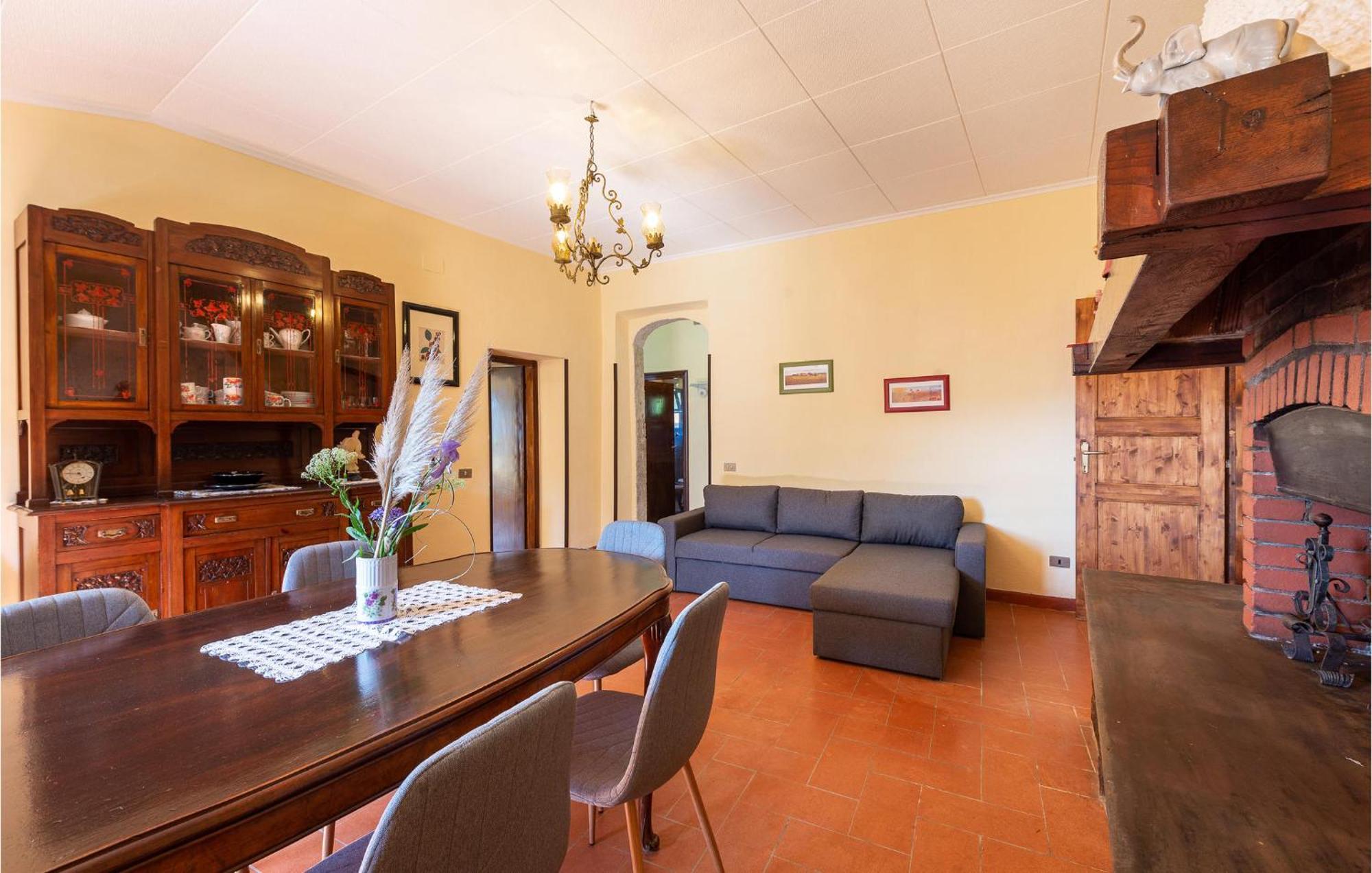 Cozy Home In Massa Marittima Gr With Kitchen Bagian luar foto